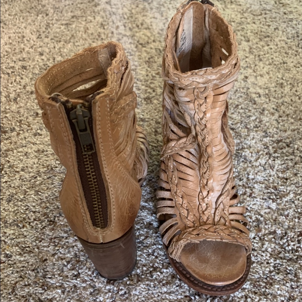Freebird Bella Camel Color Leather Size 6